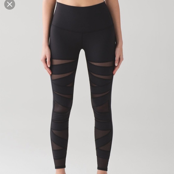 lululemon athletica Pants - Lululemon mesh leggings